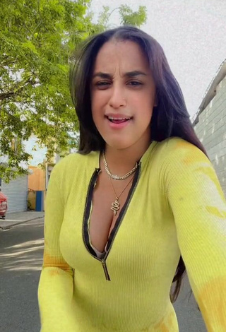 1. Sweetie Jenny Camacho Shows Cleavage in Overall in a Street