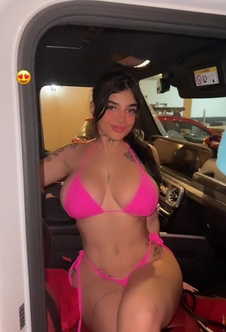 3. Hot Karely Ruiz Shows Cleavage in Pink Bikini in a Car (Side Boob)