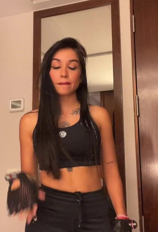 1. Cute Maria Becerra Shows Cleavage in Crop Top