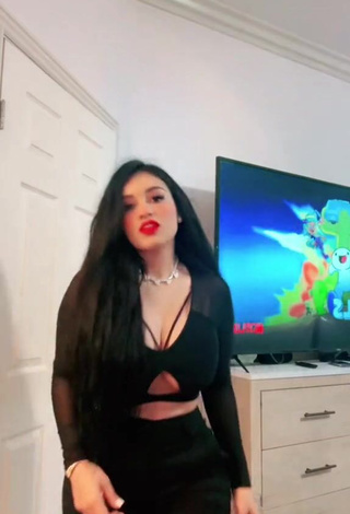 1. Really Cute Marlene Santana Shows Cleavage in Black Crop Top (Side Boob)