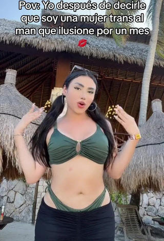 1. Captivating Mirandah Shows Cleavage in Green Bikini Top while Twerking