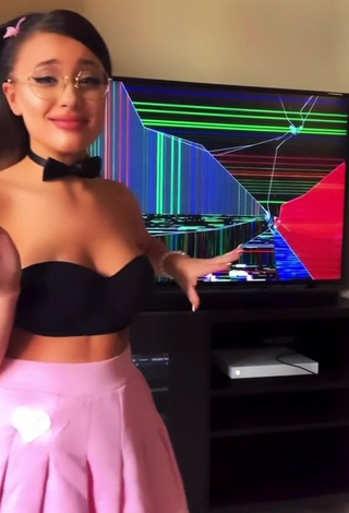 Erotic Paige Niemann Shows Cleavage in Black Tube Top