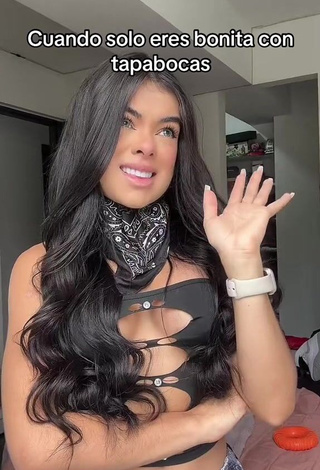 3. Magnetic priv_mav Shows Cleavage in Appealing Black Crop Top (Side Boob)