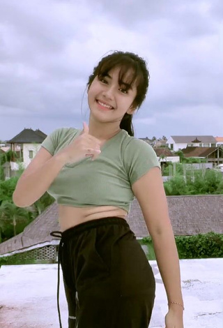 3. Angguncantik Looks Erotic in Olive Crop Top