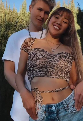 Beautiful Sky & Tami Shows Cleavage in Sexy Leopard Crop Top