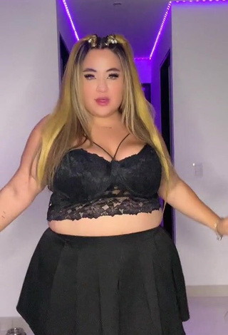 1. Maleja Rodriguez Shows Cleavage in Sweet Black Crop Top while Twerking (Upskirt)