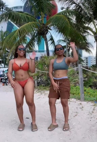 3. Irresistible Treona & Trechelle Andino Shows Cleavage in Bikini