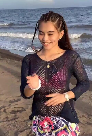 1. Sweet Vanessa Kate Alvarez in Cute Black Top at the Beach