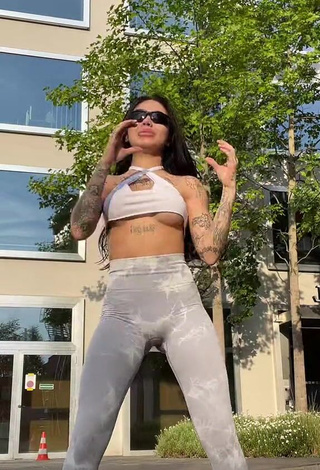 2. Gorgeous Mirella xbadmix in a Street while Twerking Braless (Underboob)