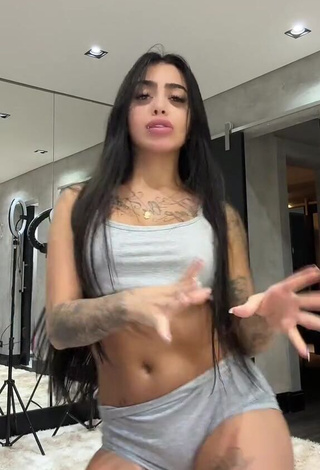 Wonderful Mirella xbadmix while Twerking without Bra and Bouncing Breasts (Underboob)