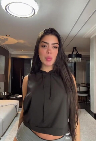 Sweet Mirella xbadmix Braless (Side Boob)