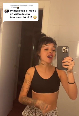 Sweetie Xinni Xinnita Shows Cleavage in Black Sport Bra