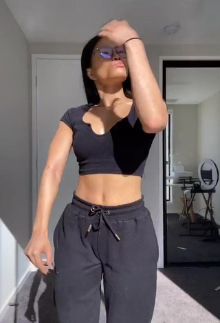 Hottie Sarah Magusara in Black Crop Top