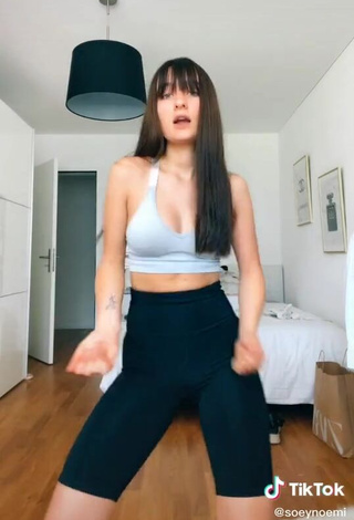 noemi & zoé (@soeynoemi) - Porn Videos from TikTok