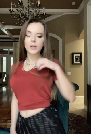 Erotic Taylor Herd in Red Crop Top