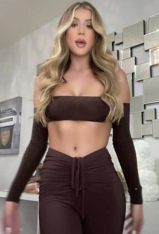 1. Sweetie Tori Hubbard in Brown Crop Top