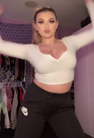 Alluring Bryanna Abbruzzo in Erotic White Crop Top