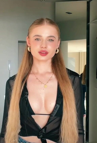 Elizabeth Vasilenko (@elizabethvasilenko) - Porn Videos from TikTok