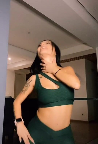 3. Erotic Fernanda Ortega in Green Leggings