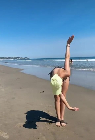 Amazing Jordyn Jones in Hot Leopard Bikini at the Beach