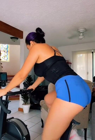 3. Irresistible Karla Bustillos Shows Cameltoe while doing Fitness Exercises