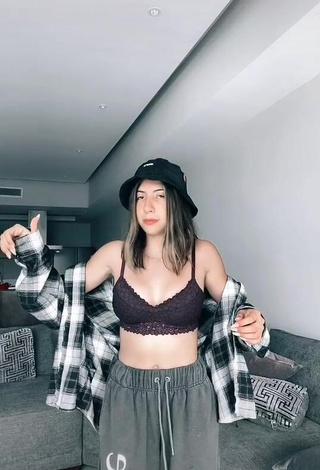 1. Erotic Katia Vlogs in Brown Crop Top