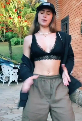 3. Erotic Kauana Hofemã in Black Crop Top