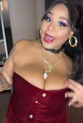 Irresistible Carol Acosta Shows Cleavage in Red Dress