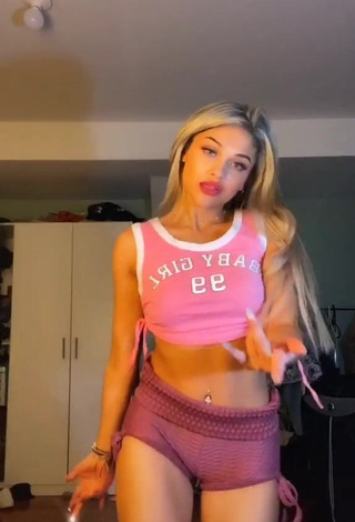 1. Erotic Victoria Annunziato in Pink Crop Top