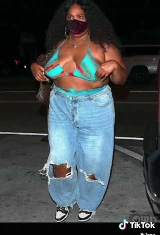 2. Erotic Lizzo Shows Cleavage in Bikini Top