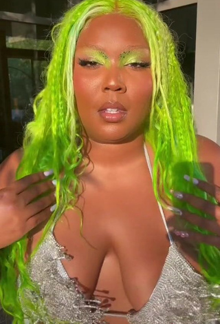 3. Captivating Lizzo Shows Cleavage in Bikini Top