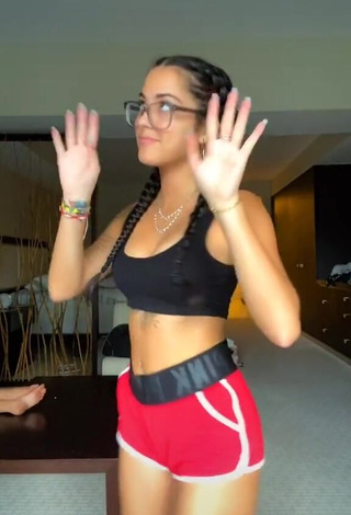 2. Really Cute Malu Trevejo Shows Cleavage in Black Crop Top