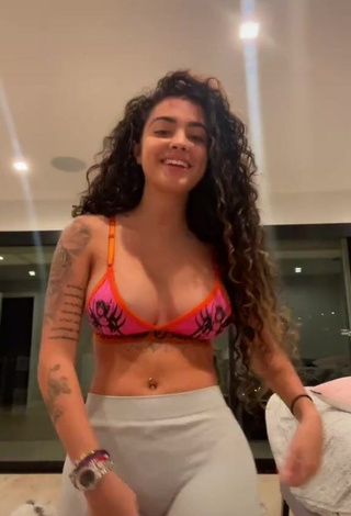 3. Irresistible Malu Trevejo Shows Cleavage in Sport Bra