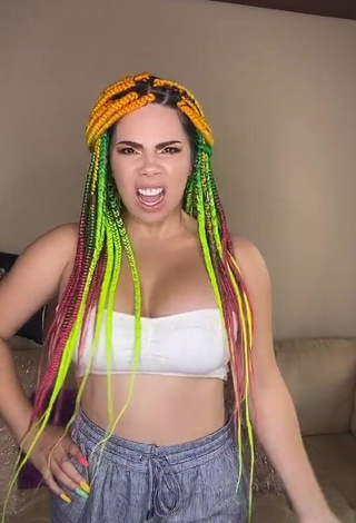 Erotic Lizbeth Rodríguez in White Tube Top