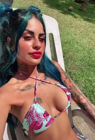 1. Beautiful MC Tati Zaqui in Sexy Bikini