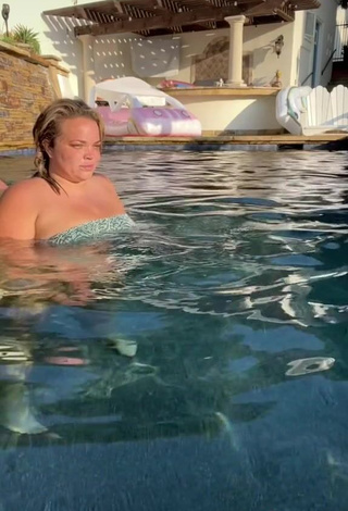 Erotic Trisha Paytas in Bikini at the Swimming Pool