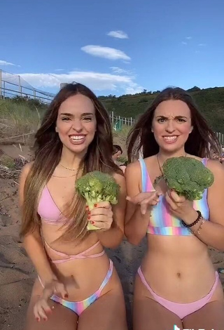 Seductive Aitana & Paula Etxeberria in Bikini