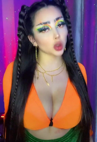 1. Hot Vai Monroe Shows Cleavage in Orange Crop Top and Bouncing Tits