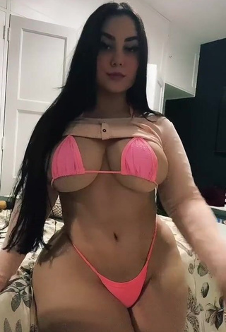 3. Victoria Matosa Looks Pretty in Pink Bikini (Underboob)