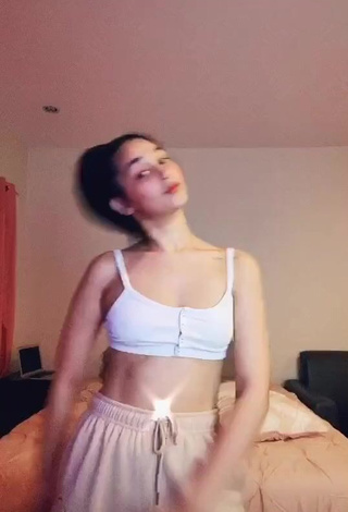 3. Erotic Zeinab Harake in White Crop Top