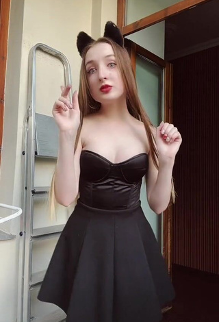 Erotic Arina Dubkova in Black Dress