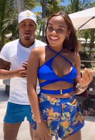 2. Beautiful Ashley Montero Shows Cleavage in Sexy Blue Bikini Top