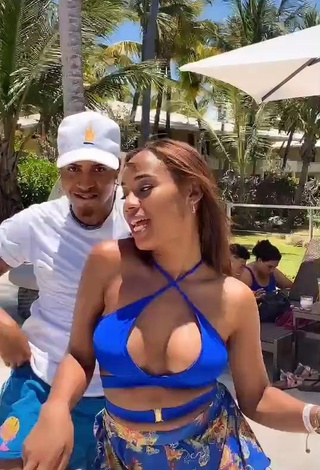 3. Beautiful Ashley Montero Shows Cleavage in Sexy Blue Bikini Top