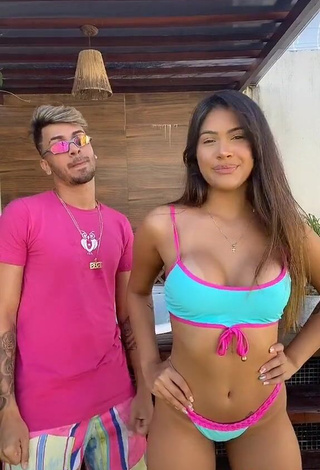 Sexy Ayarla Souza Shows Cleavage in Blue Bikini while Twerking