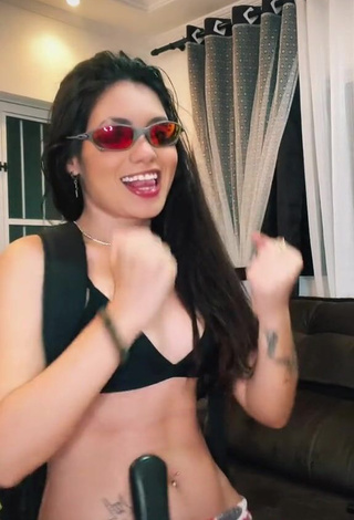 Carolinne Silver (@carolinnesilver) - Porn Videos from TikTok