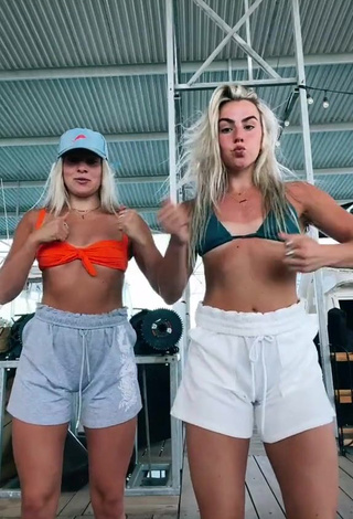 Hanna & Haley Cavinder (@cavindertwins) - Porn Videos from TikTok